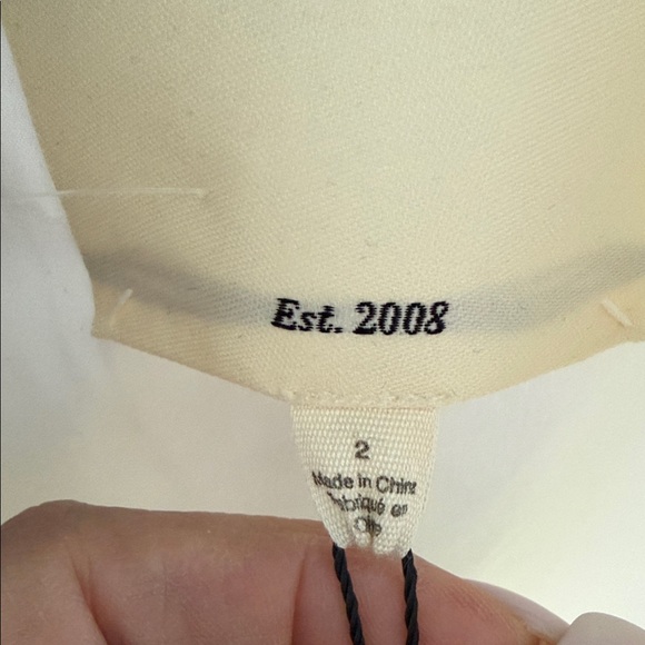 L'AGENCE Ivory Double-Breasted Blazer NWT SIZE 2 - Picture 2 of 12